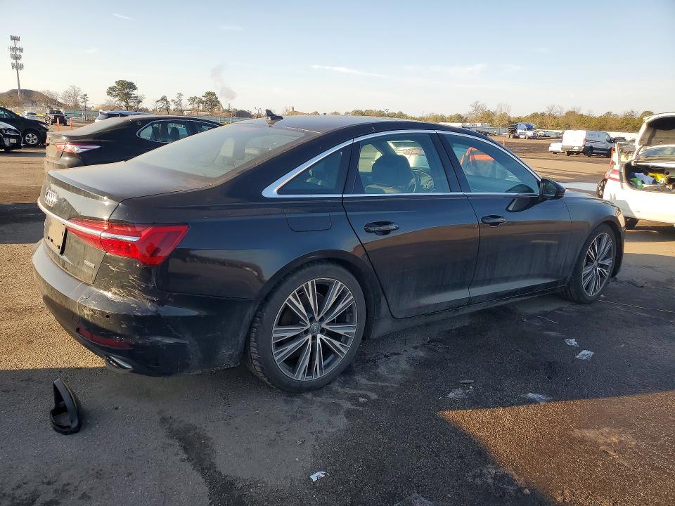 Продаж на аукціоні авто 2019 Audi A6, vin: WAUD8AF28KN128952, номер лоту: 45535406