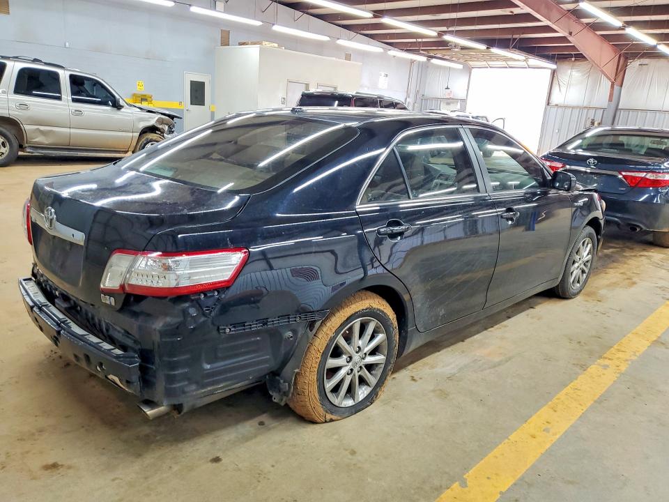 79206565 :رقم المزاد ، 4T1BB3EK8AU117975 vin ، 2010 Toyota Camry Hybrid مزاد بيع