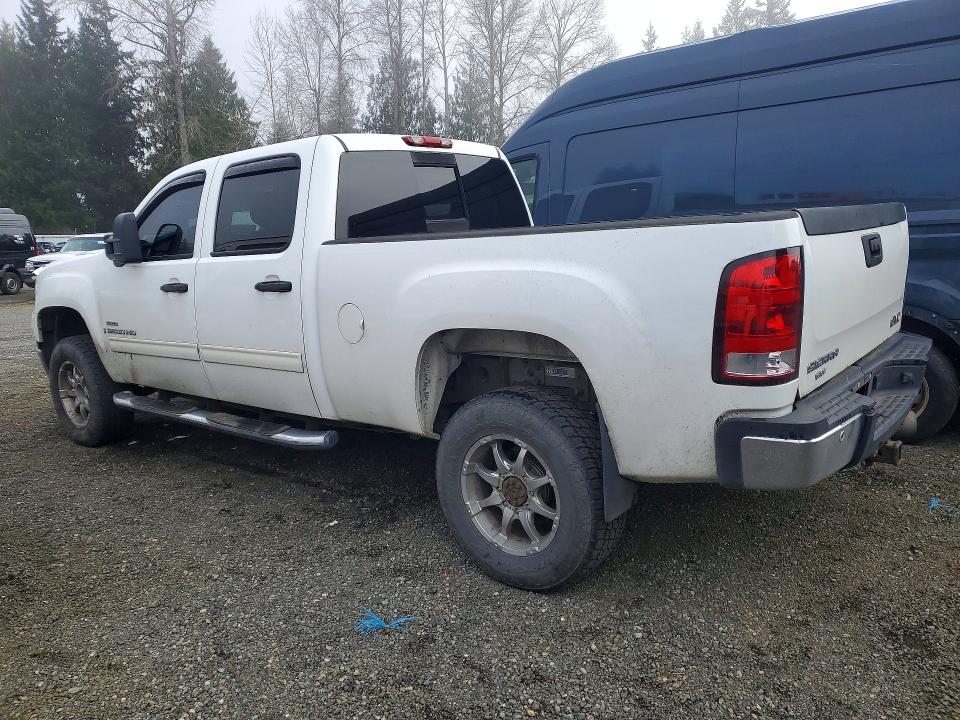 77154395 :رقم المزاد ، 1GTHK23617F550355 vin ، 2007 Gmc Sierra مزاد بيع