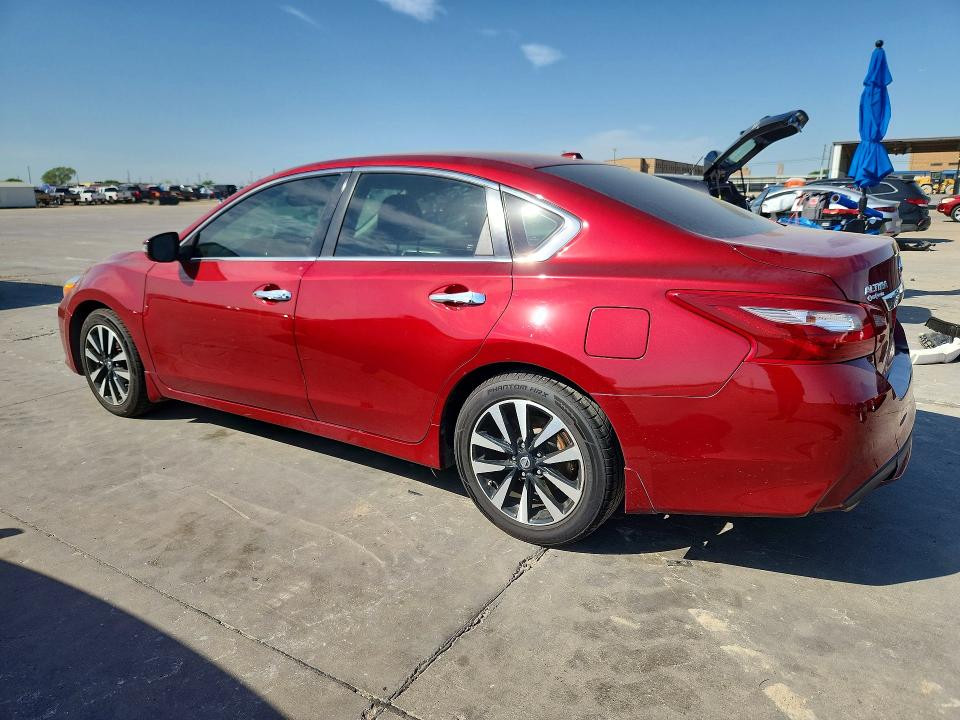 2018 Nissan Altima მანქანა იყიდება აუქციონზე, vin: 1N4AL3AP4JC232826, აუქციონის ნომერი: 46893206