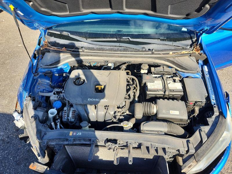 2017 Hyundai Elantra მანქანა იყიდება აუქციონზე, vin: KMHD84LF7HU143030, აუქციონის ნომერი: 79462255