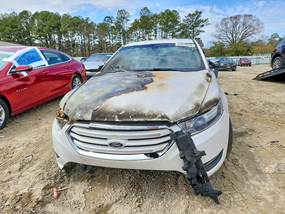 47640046 :رقم المزاد ، 1FAHP2F80DG138454 vin ، 2013 Ford Taurus مزاد بيع