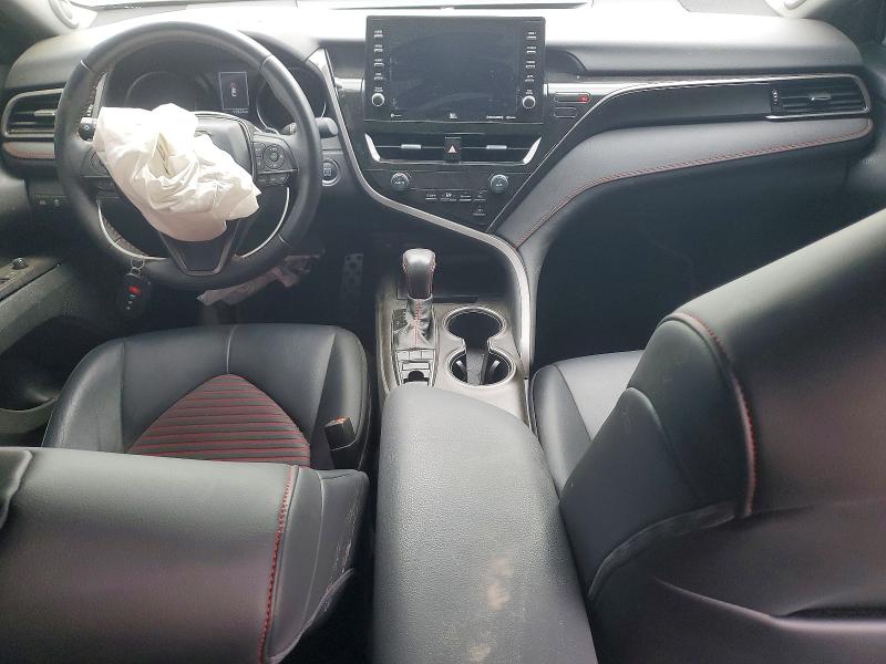 48125626 :رقم المزاد ، 4T1KZ1AK7MU058590 vin ، 2021 Toyota Camry مزاد بيع