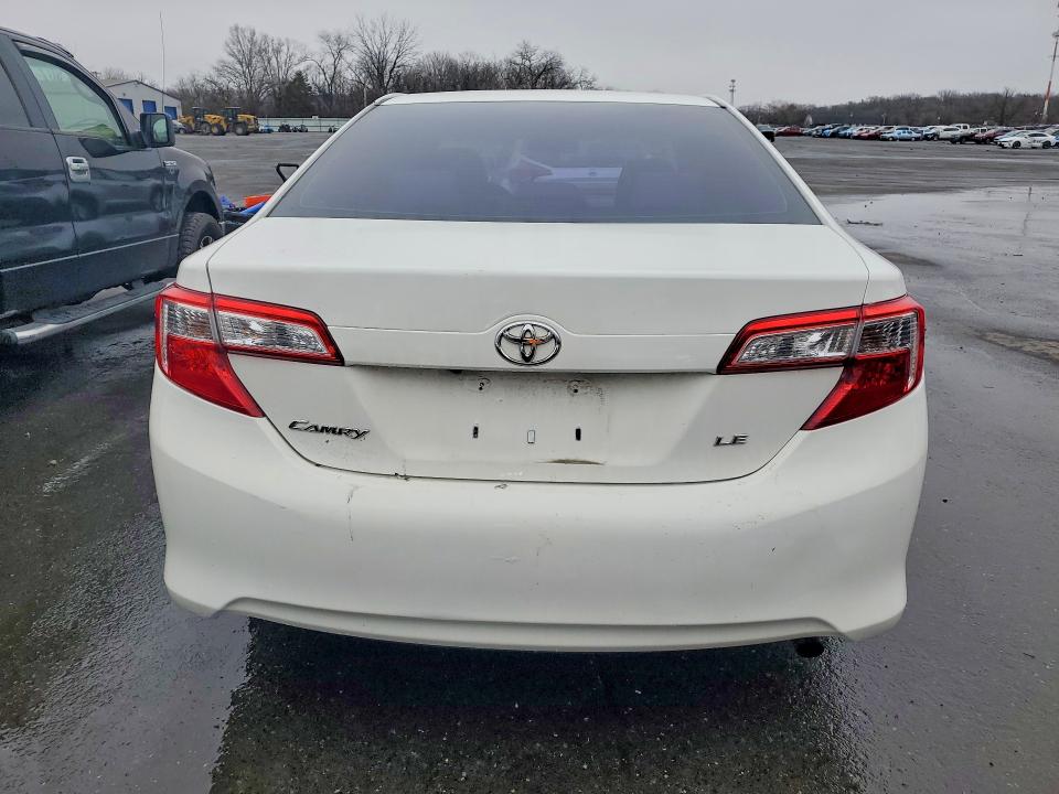 41813646 :رقم المزاد ، 4T1BF1FK0CU535473 vin ، 2012 Toyota Camry مزاد بيع