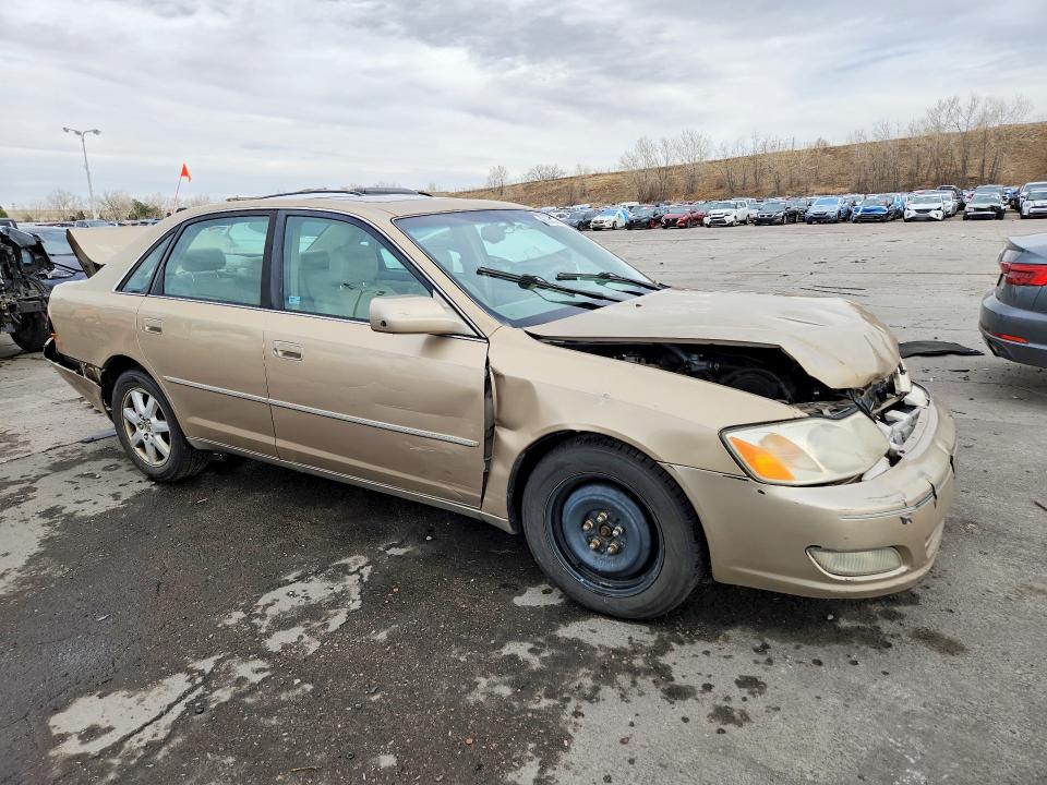 46054286 :رقم المزاد ، 4T1BF28B9YU108156 vin ، 2000 Toyota Avalon مزاد بيع