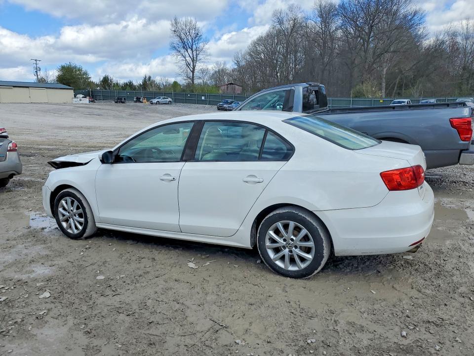 2011 Volkswagen Jetta მანქანა იყიდება აუქციონზე, vin: 3VWDX7AJ7BM330955, აუქციონის ნომერი: 46176626