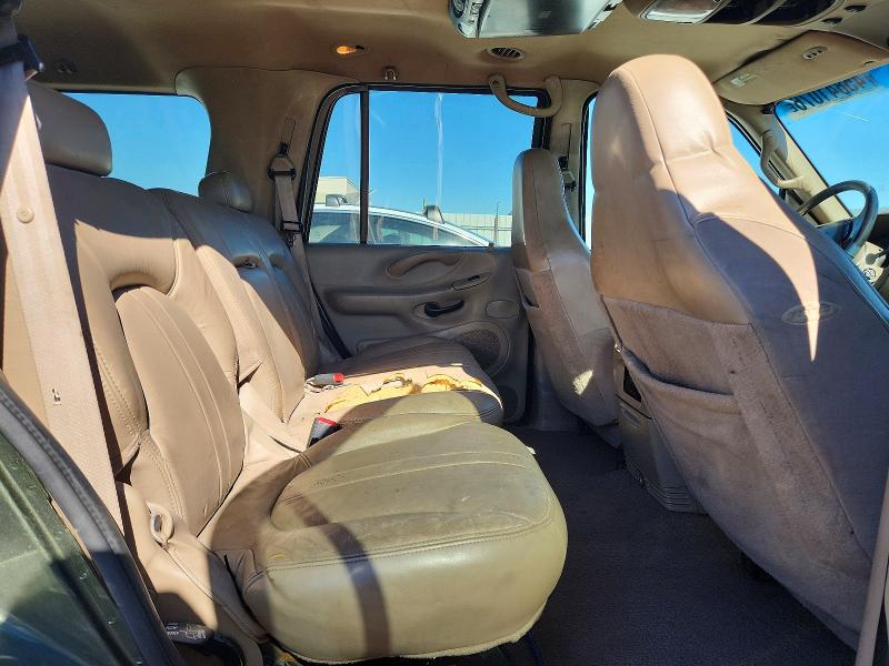 Продажа на аукционе авто 2001 Ford Expedition, vin: 1FMFU18L61LA87823, номер лота: 45841076