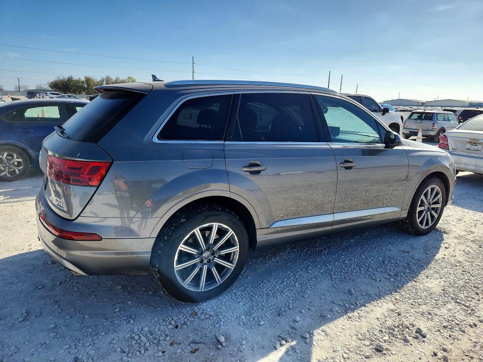 2018 Audi Q7 მანქანა იყიდება აუქციონზე, vin: WA1VAAF71JD013051, აუქციონის ნომერი: 79633555