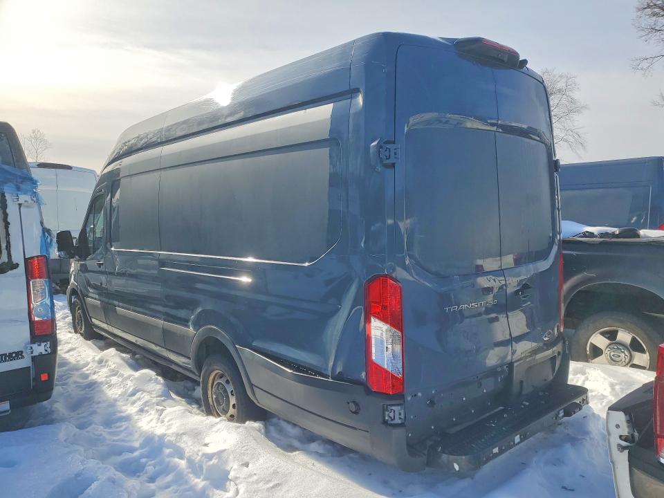 46963036 :رقم المزاد ، 1FTBR3X85LKB28089 vin ، 2020 Ford Transit مزاد بيع