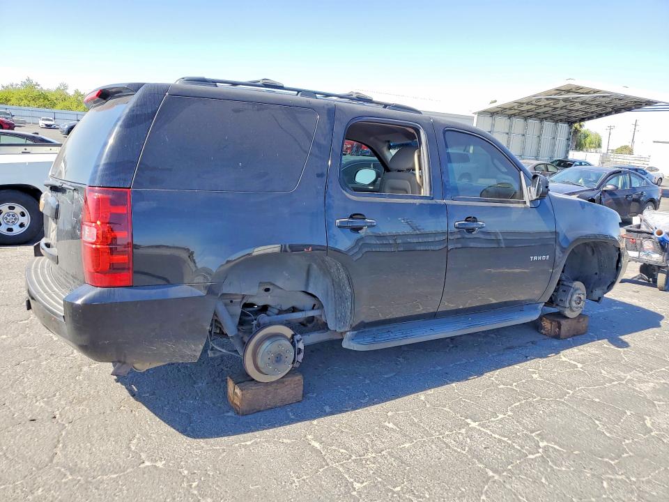 2013 Chevrolet Tahoe მანქანა იყიდება აუქციონზე, vin: 1GNSKAE05DR164080, აუქციონის ნომერი: 41749056