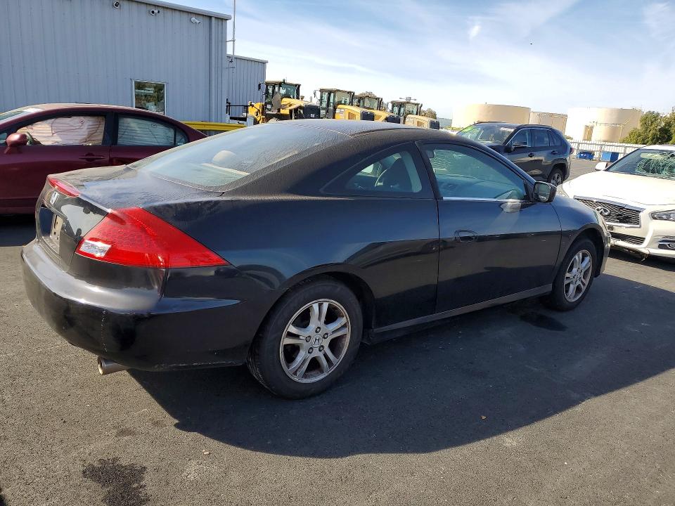 46045816 :رقم المزاد ، 1HGCM72757A022120 vin ، 2007 Honda Accord مزاد بيع