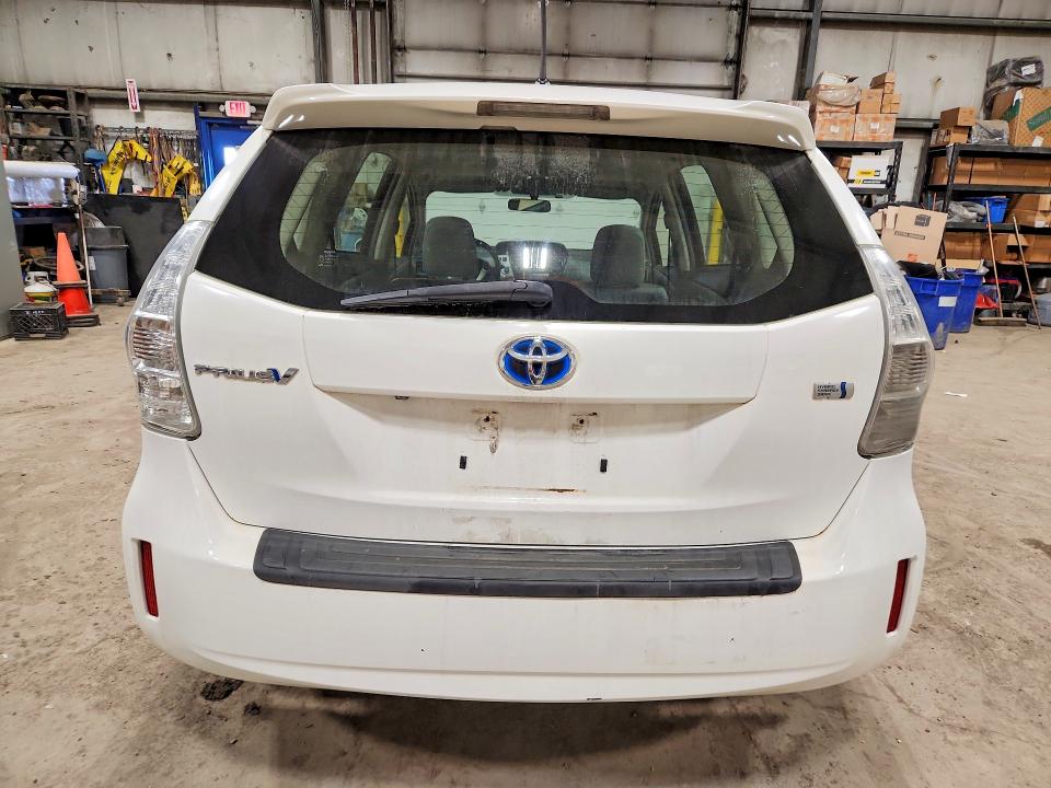 Продажа на аукционе авто 2014 Toyota Prius V, vin: JTDZN3EU1EJ007319, номер лота: 45592496
