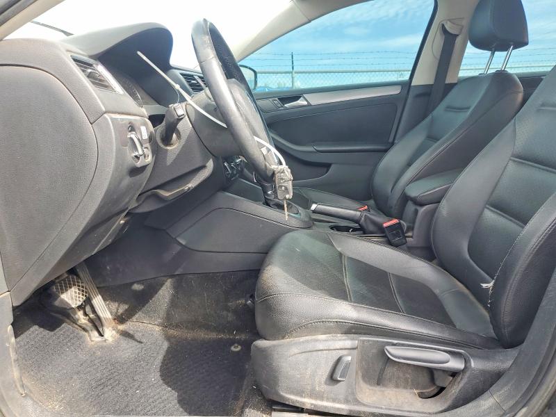 46882346 :رقم المزاد ، 3VWLL7AJ1EM378625 vin ، 2014 Volkswagen Jetta مزاد بيع