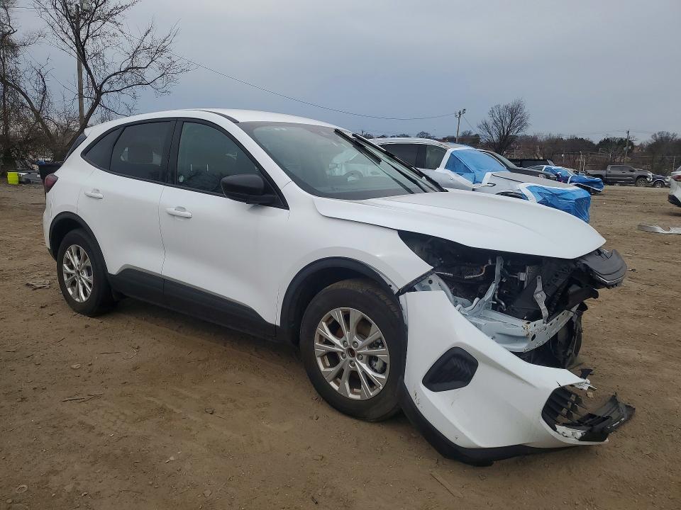 45833006 :رقم المزاد ، 1FMCU0GN4SUA63550 vin ، 2025 Ford Escape مزاد بيع