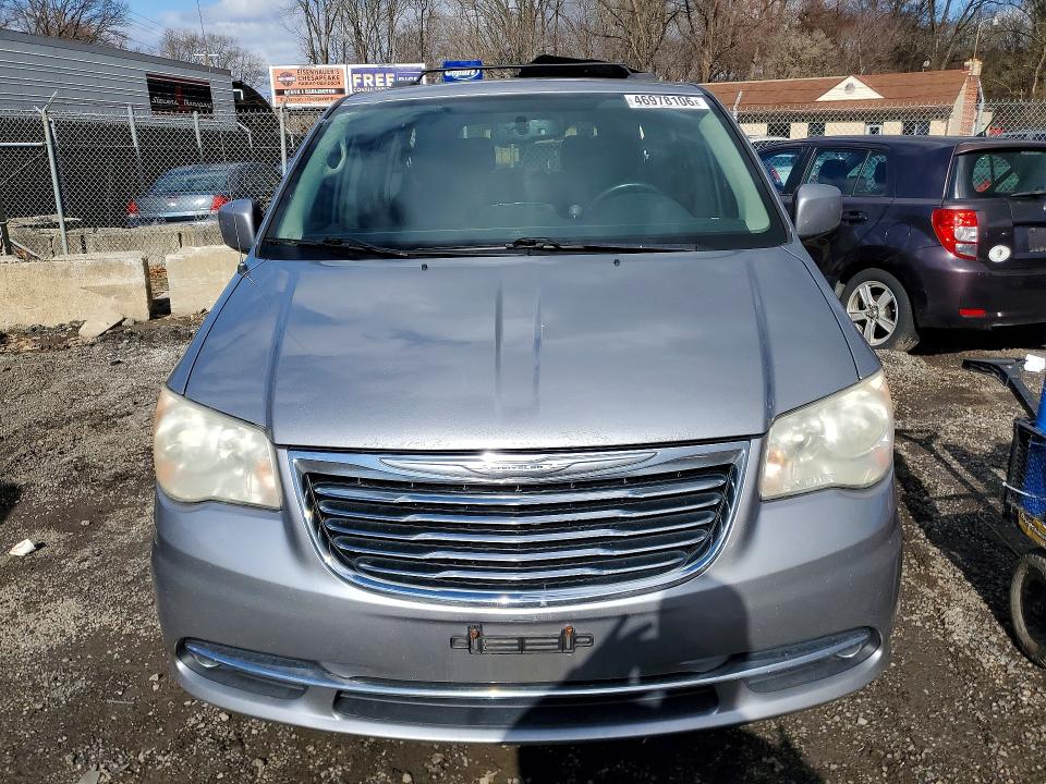2013 Chrysler Town & Country მანქანა იყიდება აუქციონზე, vin: 2C4RC1BG4DR779199, აუქციონის ნომერი: 46978106