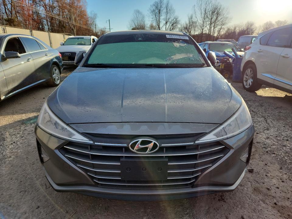 2020 Hyundai Elantra მანქანა იყიდება აუქციონზე, vin: KMHD74LF0LU024599, აუქციონის ნომერი: 46117876