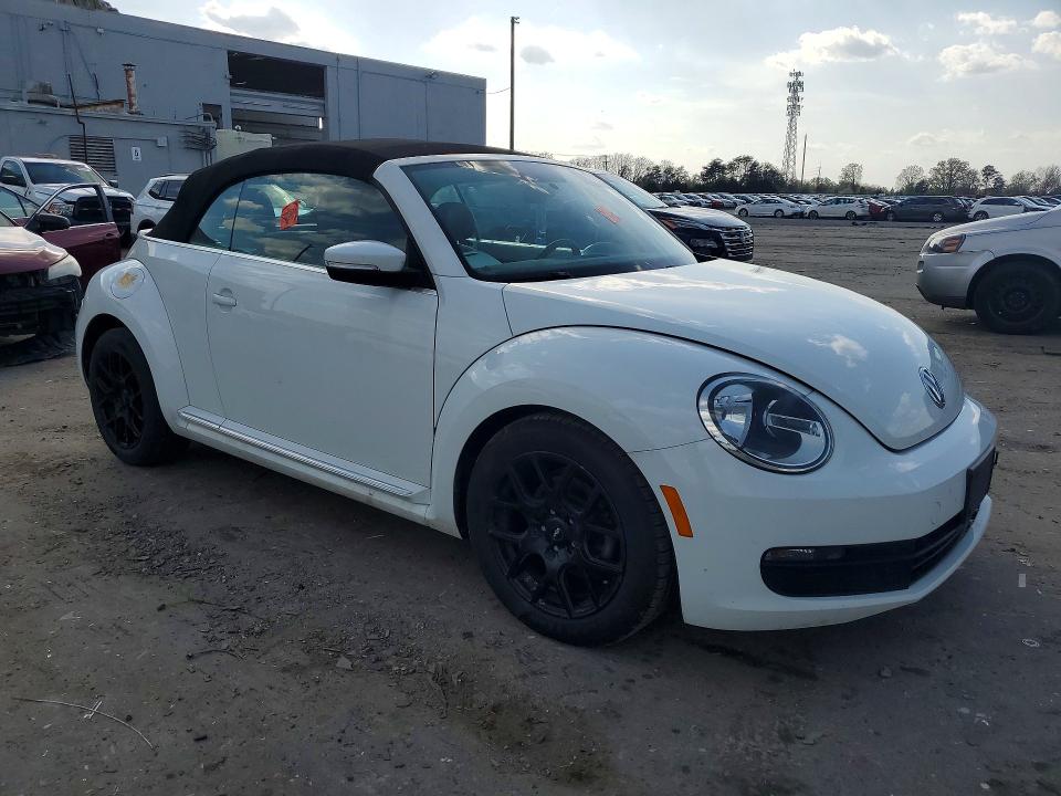 47894966 :رقم المزاد ، 3VW517AT5FM816578 vin ، 2015 Volkswagen Beetle مزاد بيع