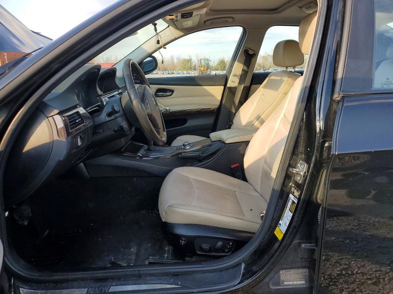 79805585 :رقم المزاد ، WBAPH7C55BE851513 vin ، 2011 Bmw 328 مزاد بيع