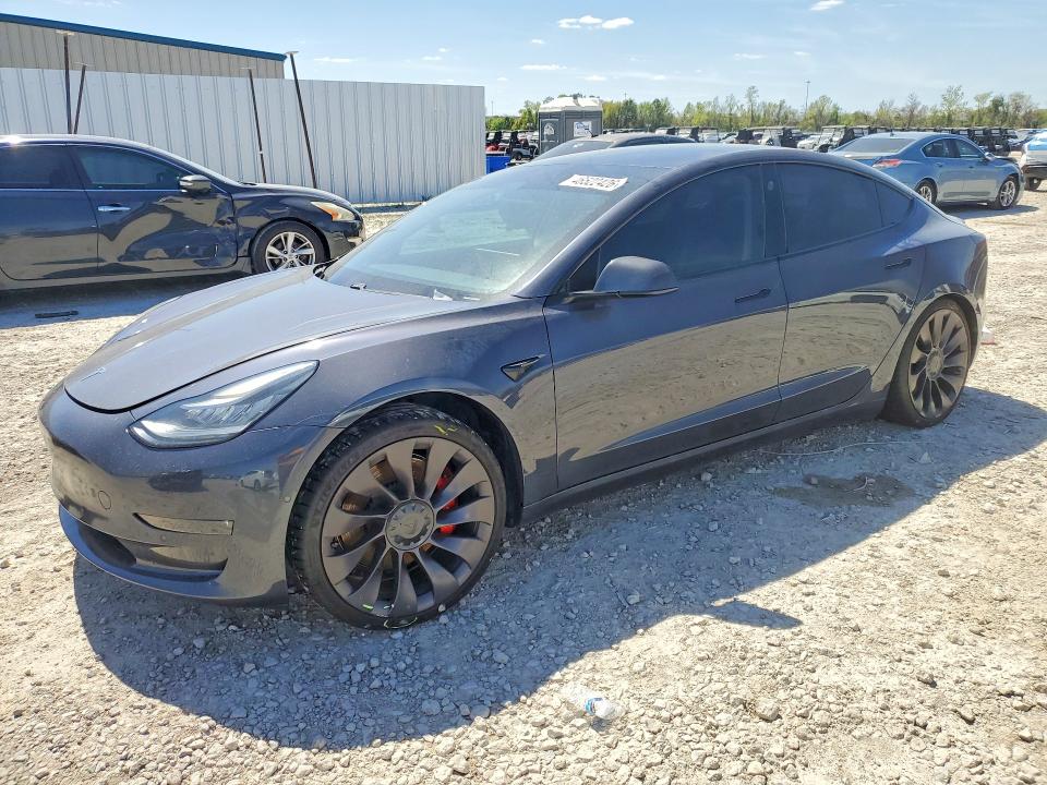 46522426 :رقم المزاد ، 5YJ3E1EC0MF860690 vin ، 2021 Tesla Model 3 مزاد بيع
