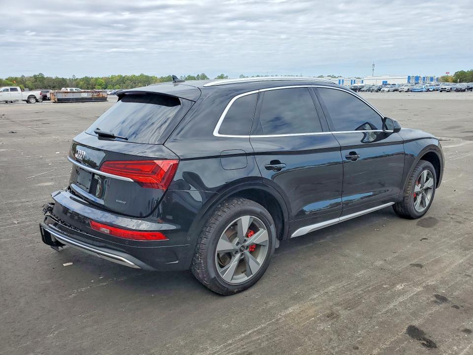46121156 :رقم المزاد ، WA1CBAFY5R2001909 vin ، 2024 Audi Q5 مزاد بيع