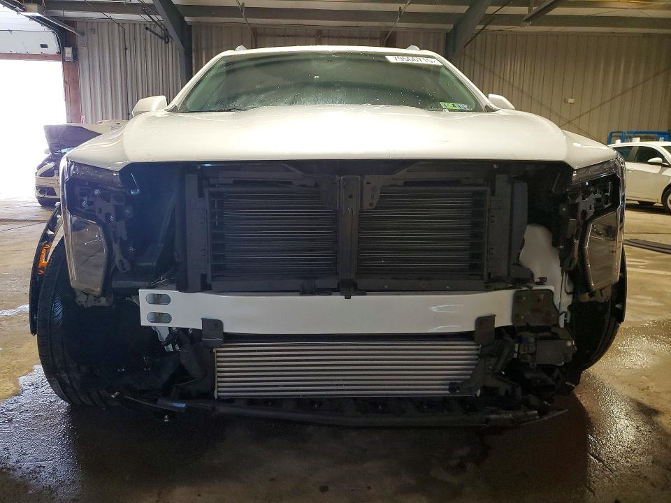 79566715 :رقم المزاد ، 1GYFZDR49SF161311 vin ، 2025 Cadillac Xt4 مزاد بيع