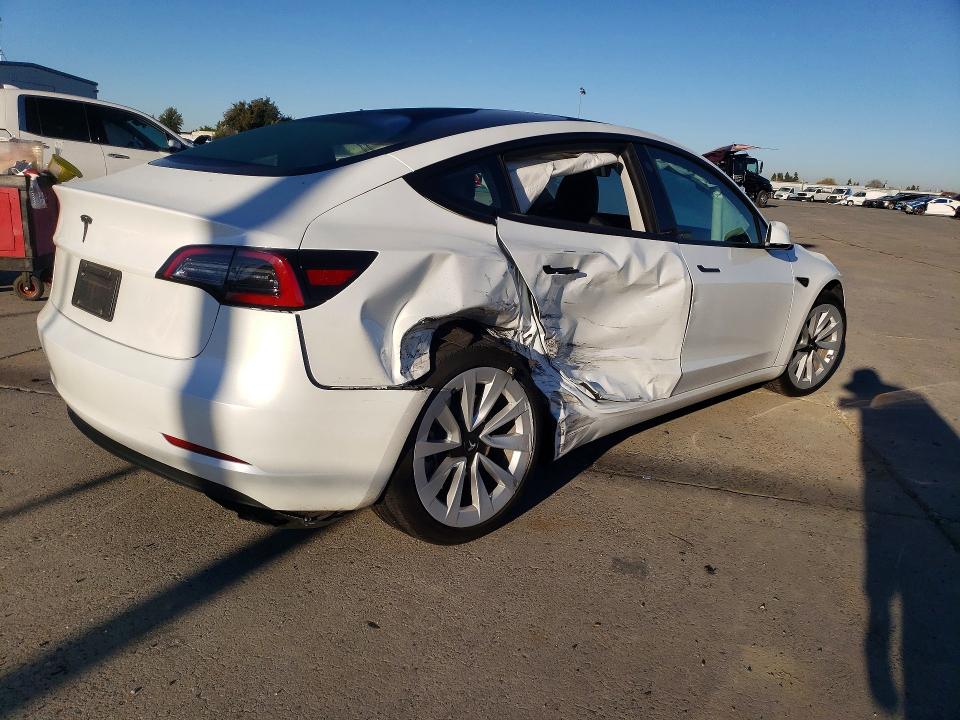 Продажа на аукционе авто 2023 Tesla Model 3, vin: 5YJ3E1EA0PF572347, номер лота: 46052596