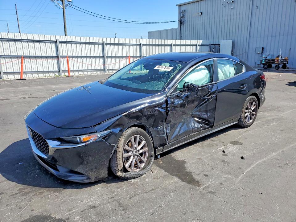 46267616 :رقم المزاد ، 3MZBPABL0LM135074 vin ، 2020 Mazda 3 مزاد بيع