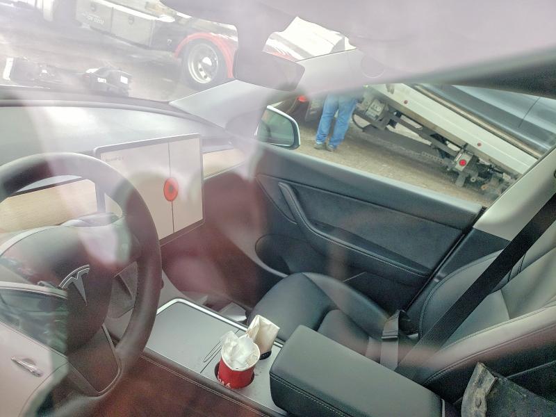 79349795 :رقم المزاد ، 7SAYGDEE6NF427396 vin ، 2022 Tesla Model Y مزاد بيع