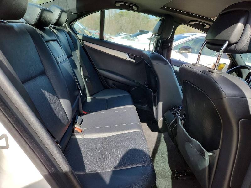 Продажа на аукционе авто 2014 Mercedes-benz C, vin: WDDGF8ABXEG232055, номер лота: 45512546