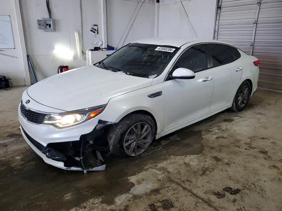 Auction sale of the 2019 Kia Optima, vin: 5XXGT4L32KG368796, lot number: 42050206
