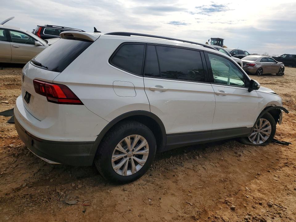 Продажа на аукционе авто 2020 Volkswagen Tiguan, vin: 3VV1B7AX0LM043467, номер лота: 46242196