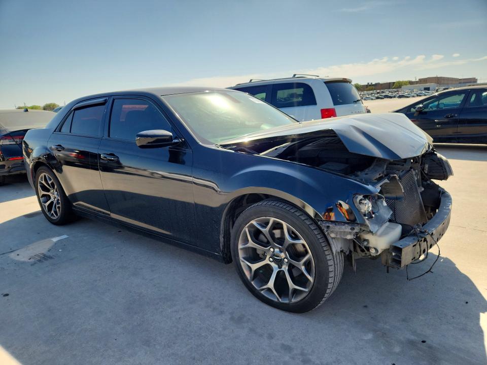Продажа на аукционе авто 2015 Chrysler 300, vin: 2C3CCABG5FH838263, номер лота: 47440826