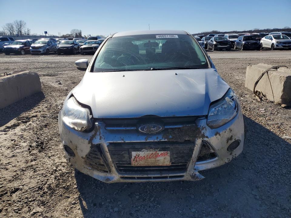 46091106 :رقم المزاد ، 1FADP3K22DL138582 vin ، 2013 Ford Focus مزاد بيع
