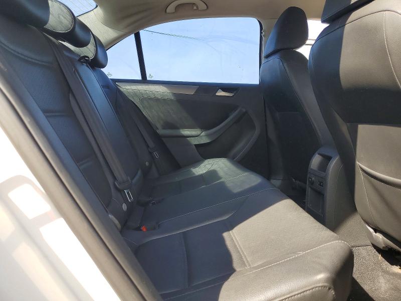 2014 Volkswagen Jetta მანქანა იყიდება აუქციონზე, vin: 3VWLL7AJ7EM364843, აუქციონის ნომერი: 45782866