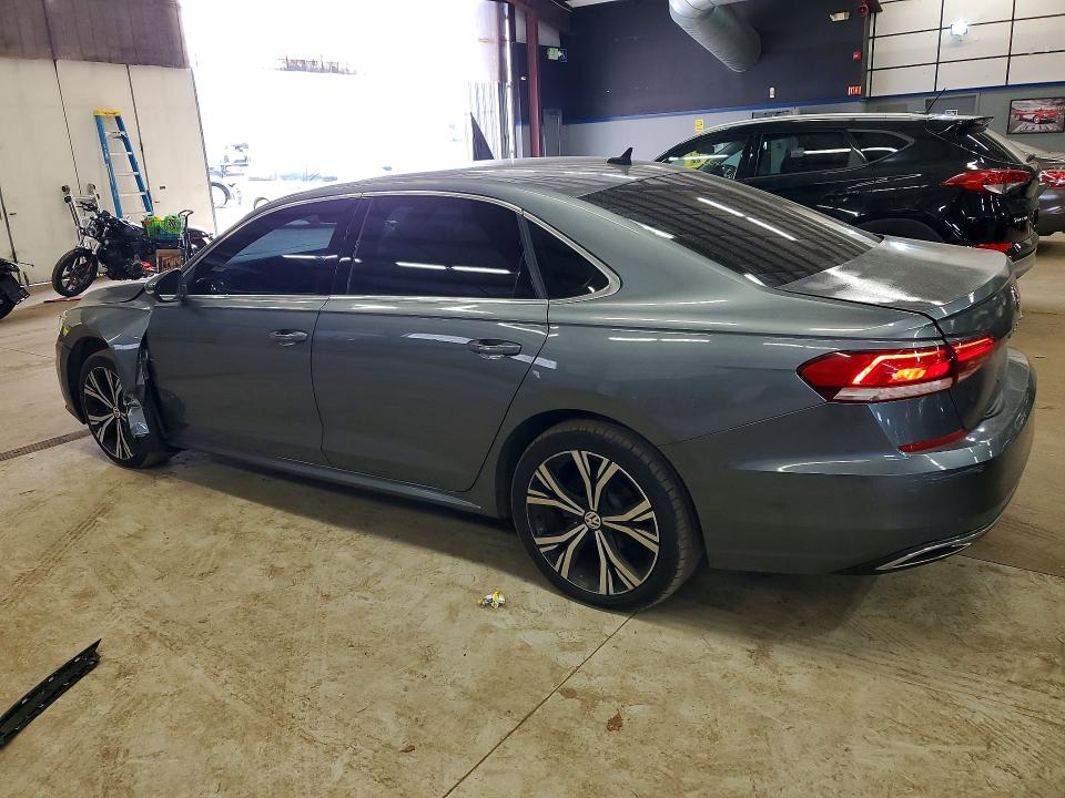 2021 Volkswagen Passat მანქანა იყიდება აუქციონზე, vin: 1VWSA7A32MC001921, აუქციონის ნომერი: 47972946