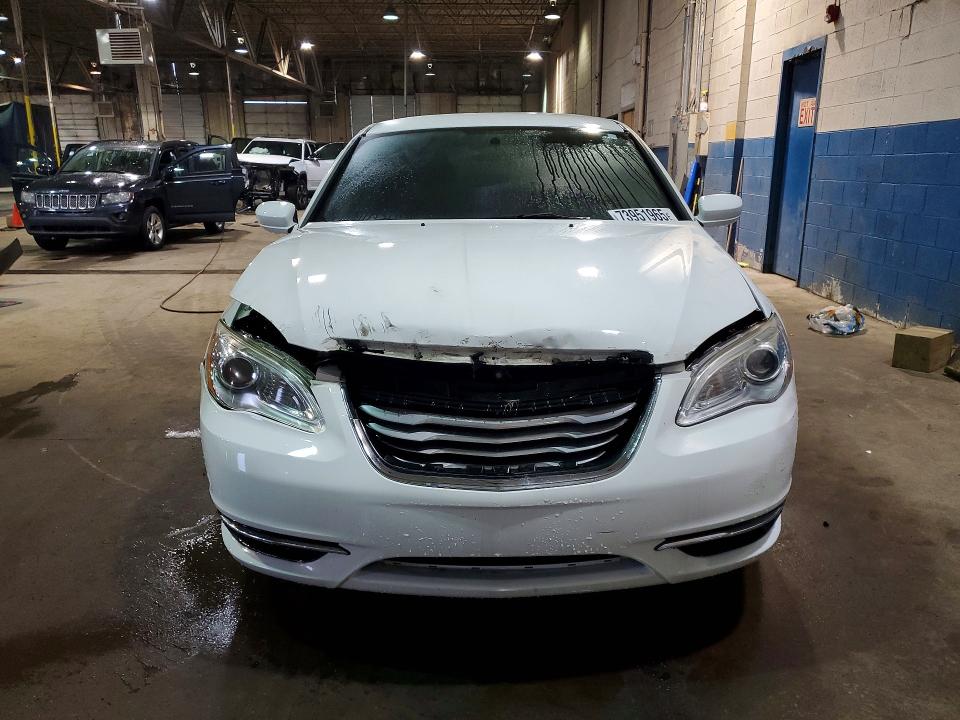 Продаж на аукціоні авто 2012 Chrysler 200, vin: 1C3CCBBB4CN104713, номер лоту: 73951965
