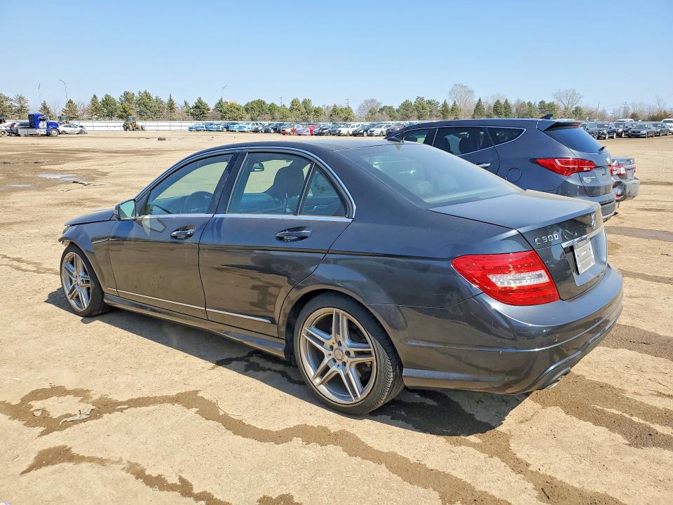 Продаж на аукціоні авто 2014 Mercedes-benz C, vin: WDDGF8AB4EA930907, номер лоту: 47736176