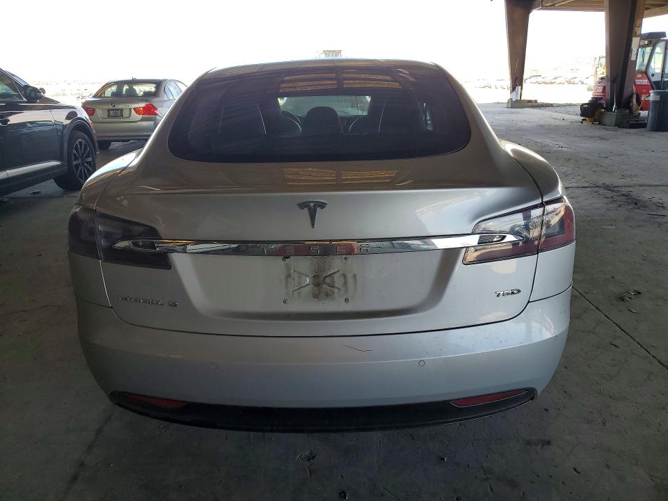 41836286 :رقم المزاد ، 5YJSA1E25HF230619 vin ، 2017 Tesla Model S مزاد بيع