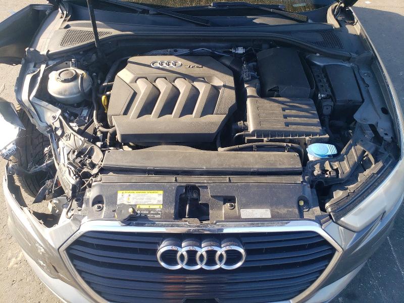 Продажа на аукционе авто 2018 Audi A3, vin: WAUAUGFF1J1042716, номер лота: 45754936