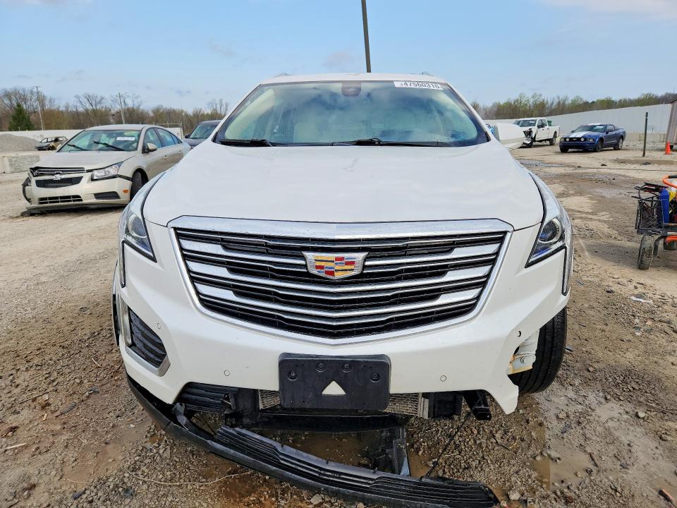 47560316 :رقم المزاد ، 1GYKNDRS9HZ293663 vin ، 2017 Cadillac Xt5 مزاد بيع