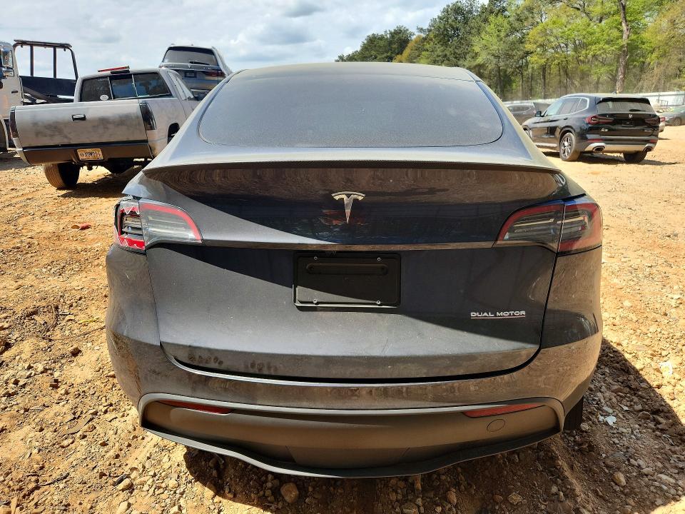 47946116 :رقم المزاد ، 7SAYGDEFXSA374414 vin ، 2025 Tesla Model Y مزاد بيع