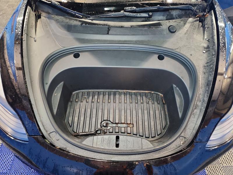 46024696 :رقم المزاد ، 5YJ3E1EA7NF372109 vin ، 2022 Tesla Model 3 مزاد بيع