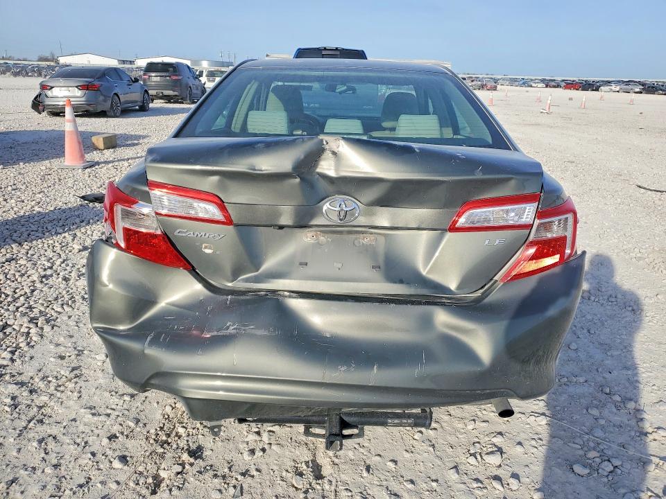 Aukcja sprzedaży 2014 Toyota Camry, vin: 4T4BF1FK1ER422799, numer aukcji: 45863546