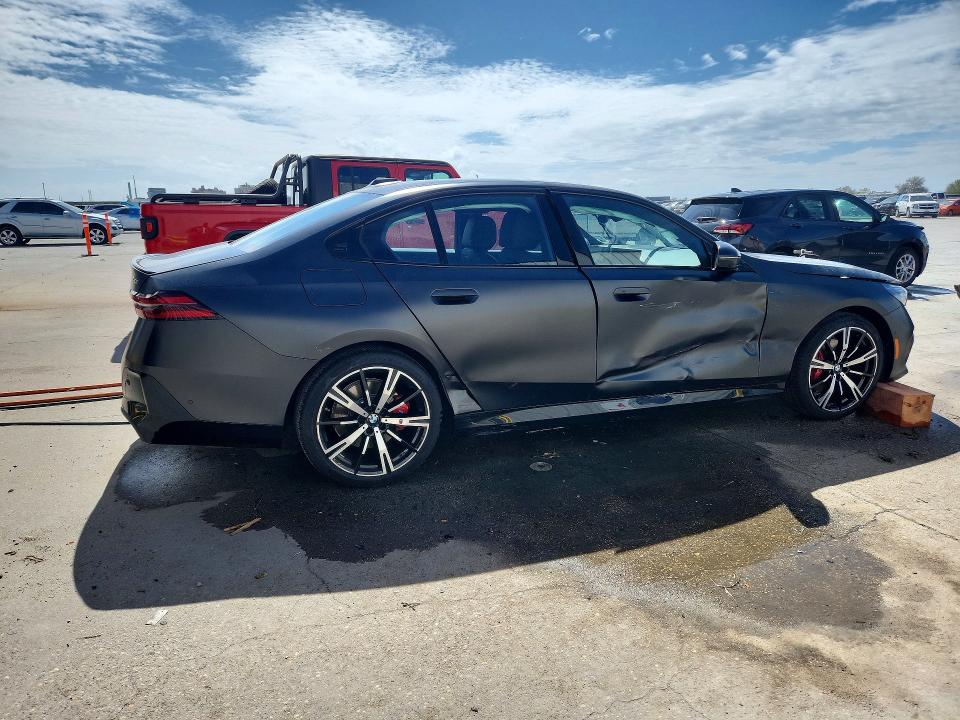 79909775 :رقم المزاد ، WBA43FJ07TCV97108 vin ، 2026 Bmw 530 مزاد بيع