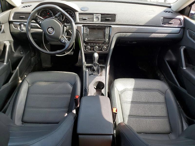 47450476 :رقم المزاد ، 1VWDT7A38HC084876 vin ، 2017 Volkswagen Passat مزاد بيع