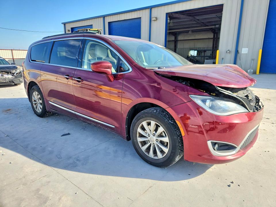 Продажа на аукционе авто 2017 Chrysler Pacifica, vin: 2C4RC1BG1HR762558, номер лота: 79671365