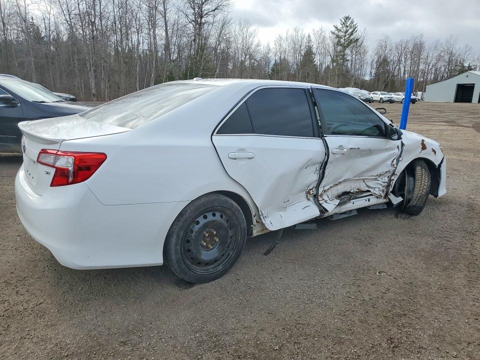 2014 Toyota Camry მანქანა იყიდება აუქციონზე, vin: 4T1BF1FK6EU315628, აუქციონის ნომერი: 45804876