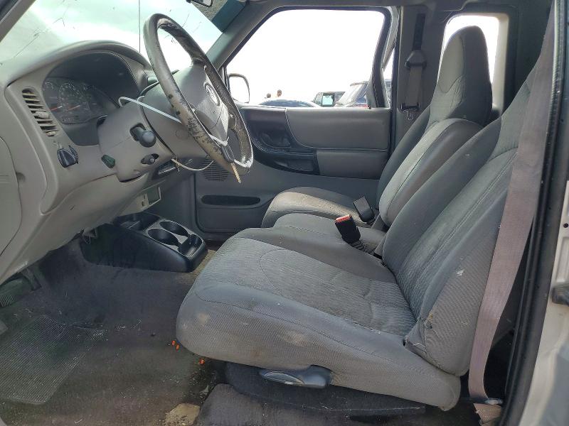 47056586 :رقم المزاد ، 4F4YR16U71TM17955 vin ، 2001 Mazda B3000 مزاد بيع