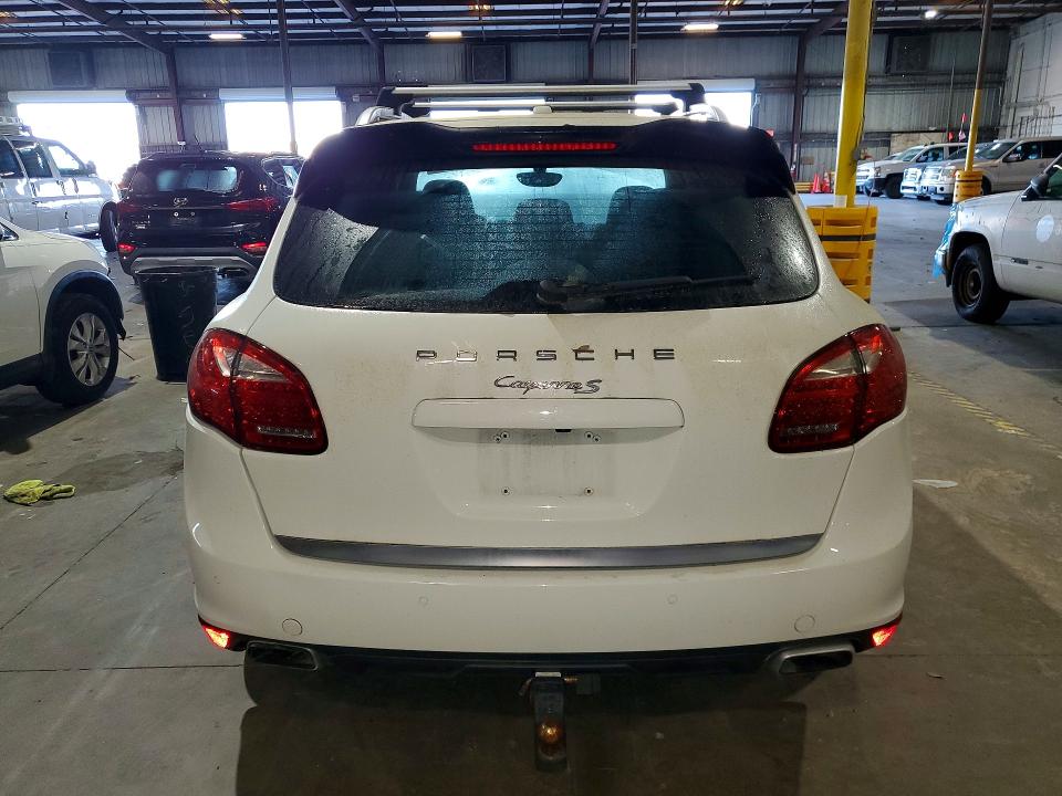 Продаж на аукціоні авто 2012 Porsche Cayenne, vin: WP1AB2A26CLA48341, номер лоту: 46470286