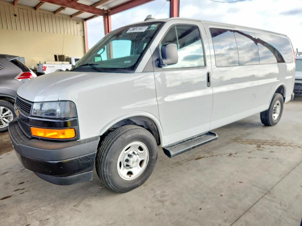 Auction sale of the 2023 Chevrolet Express G3500, vin: 1GAZGNFP3P1206060, lot number: 47130316